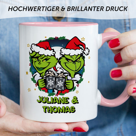 Bedruckte Tasse mit Weihnachtsmotiv - Grinch Paar mit Namen