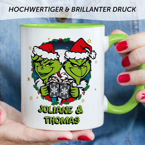 Bedruckte Tasse mit Weihnachtsmotiv - Grinch Paar mit Namen