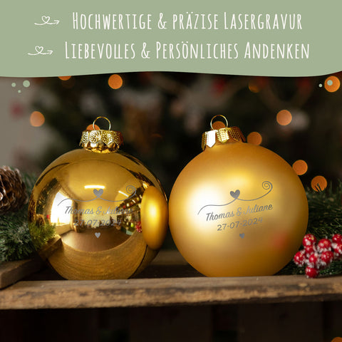 Gravierte Weihnachtskugel - Paar verliebt