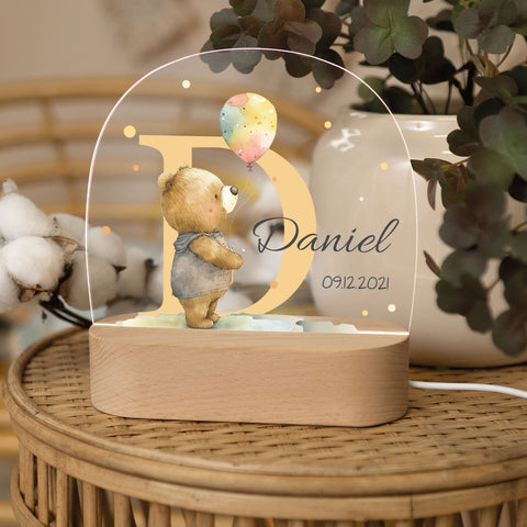 Kinder LED Nachtlicht mit Sockel aus Holz - "Initial Tiere" GRAVURZEILE – Bild 6
