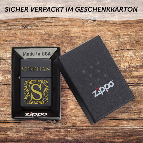 GRAVURZEILE x ZIPPO Personalisiertes Sturmfeuerzeug - Initalen - Windfest und Langlebig - Nachfüllbar