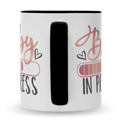 Bedruckte Tasse mit Spruch Baby in Progress