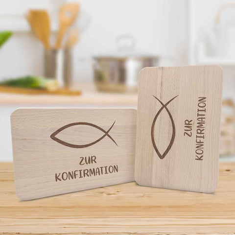 Frühstücksbrettchen mit Gravur "Konfirmation Fisch"