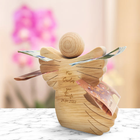 Tischdekoration aus Holz - gravierter Engel - Personalisiert mit Namen & Datum