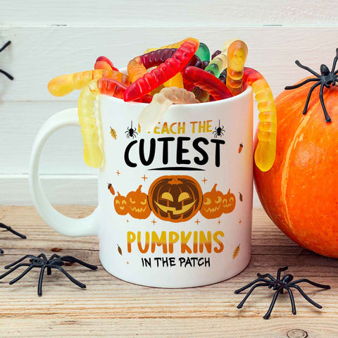 Bedruckte Tasse mit Spruch I teach the cutest Pumpkins