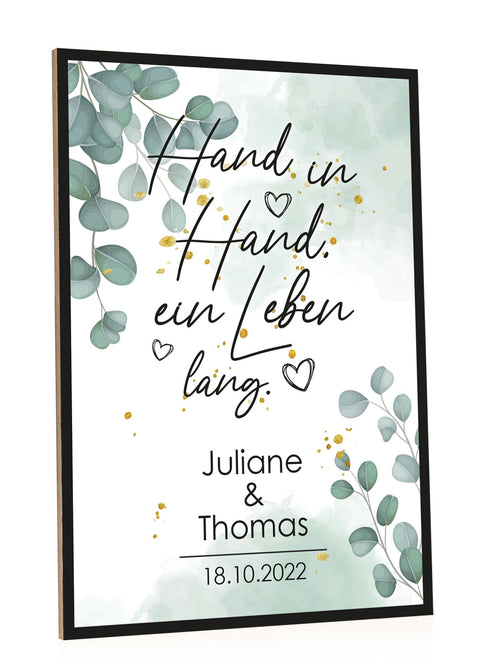 Holzschild Hand in Hand mit Namen & Datum