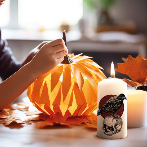Kleine Kerze "Halloween Rabe" mit Namen