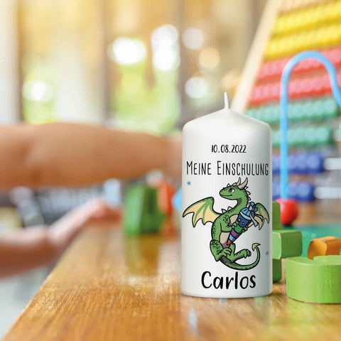 Kleine Kerze "Drache" mit Namen und Datum zur Einschulung