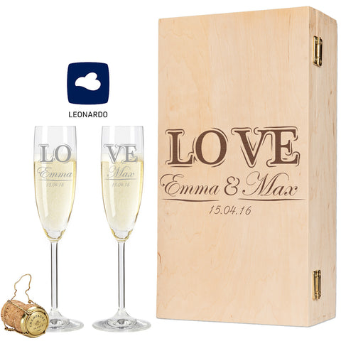 Leonardo Sektgläser mit Gravur im "Love" Design als Set inkl. gravierter Holzkiste
