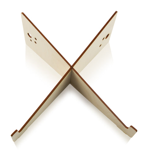 Laptopständer aufgebaut aus Holz