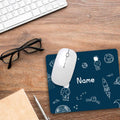 Bedrucktes Mousepad mit Wunschnamen im Weltall Design