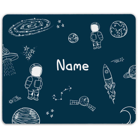 Bedrucktes Mousepad mit Wunschnamen im Weltall Design