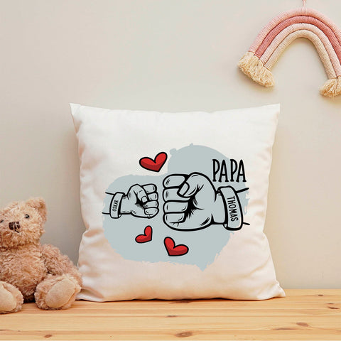 Bedrucktes Kissen mit Motiv Papa fist bump