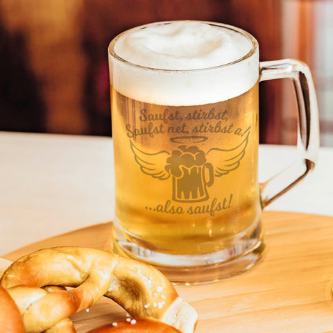 Montana Bierkrug mit Gravur "Saufst, stirbst, saufst net, stirbst a"