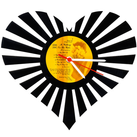 Schallplattenuhr Spreading Love