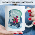 Bedruckte Tasse mit Weihnachtsmotiv im Cool Santa Design