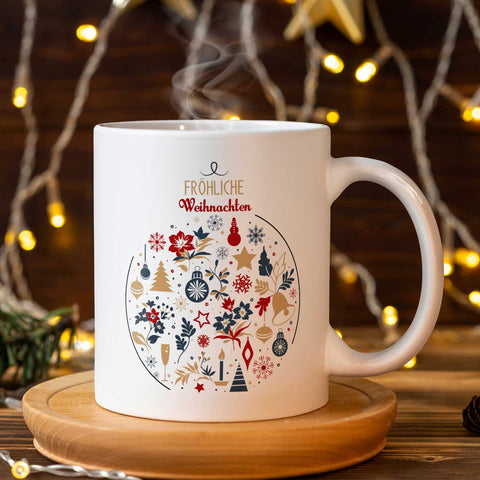 Bedruckte Tasse mit Weihnachtsmotiv - Fröhliche Weihnachtskugel