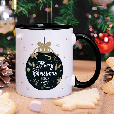 Bedruckte Tasse mit Weihnachtsmotiv im Weihnachtskugel Design