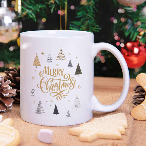 Bedruckte Tasse mit Weihnachtsmotiv im Weihnachtsbäume Design
