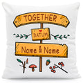 Bedrucktes Kissen im Together Schilder Motiv