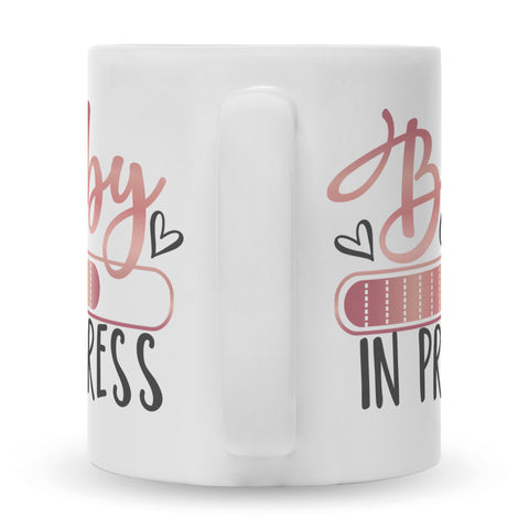 Bedruckte Tasse mit Spruch Baby in Progress