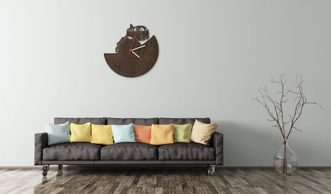 Wanduhr aus Holz Bully Eiche geräuchert Wohnzimmer