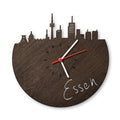 Wanduhr aus Holz Skyline Essen Eiche geräuchert