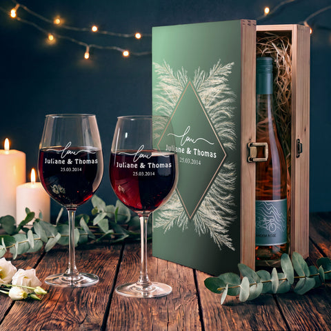 Stölzle Lausitz Weingläser mit Gravur "Pampasgras Green Love" als Set inkl. bedruckter Holzkiste